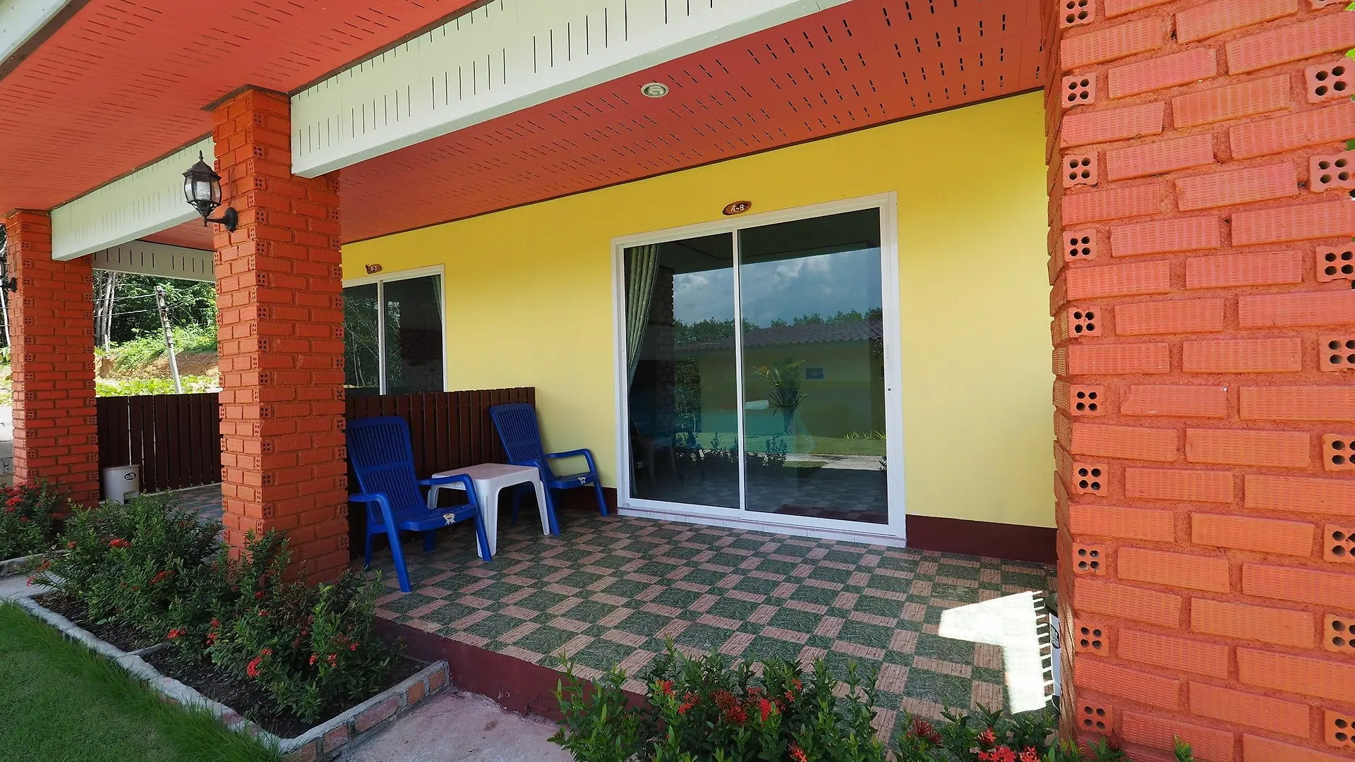 ホテル Anyaman Lanta House Ko Lanta 2*,